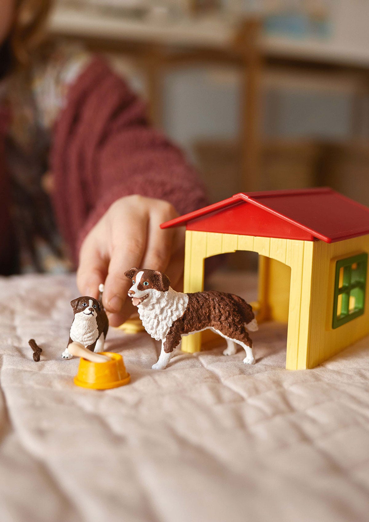 Friendly Dog House 42573 FARM WORLD | schleich