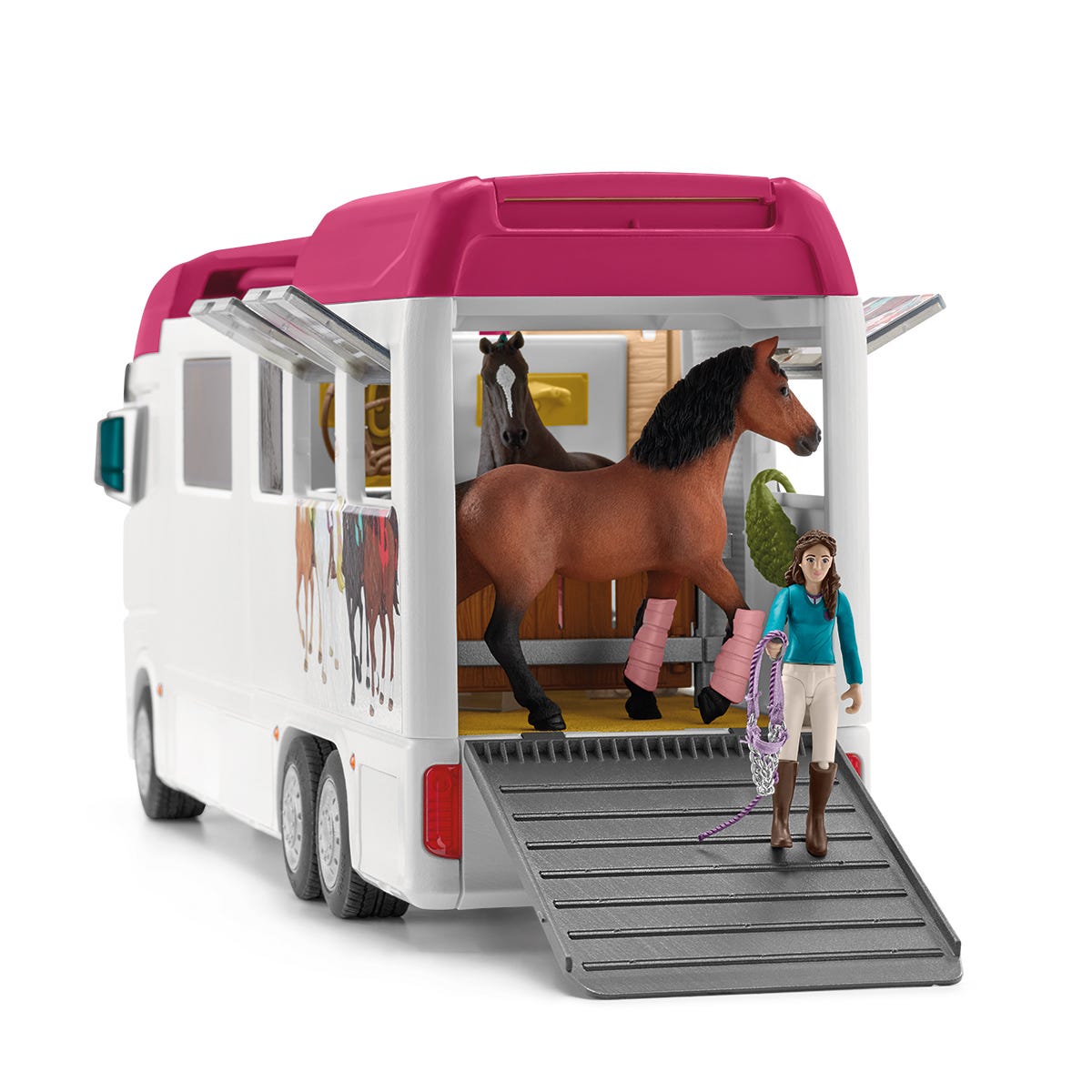 Play horse trailer and truck online