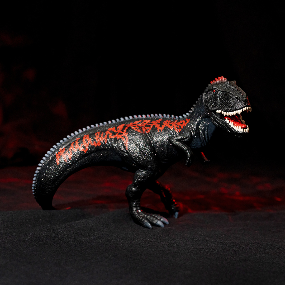 Limited-Edition Midnight Giganotosaurus